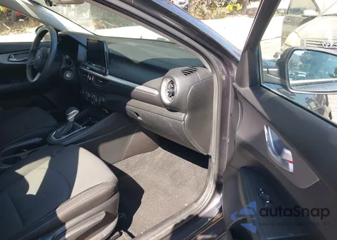 2023 Kia Forte Lxs из США, поврежденный, VIN 3KPF24AD7PE518914